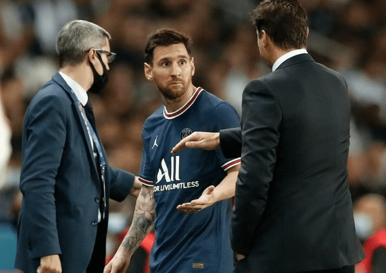 贝博体育-包含今晨西汉姆调整名单以备法国杯多特蒙德围绕德甲调整名单，这操作让人直呼：今晚拉齐奥主帅复盘的词条